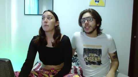 ethan and eve online show from December 4, 8:23 pm