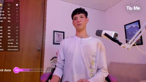 Ethan Ross online show from May 26, 12:06 am