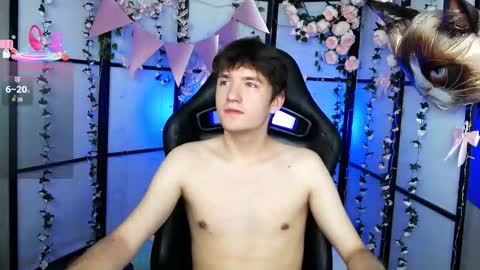 Ethan online show from September 28, 5:49 am