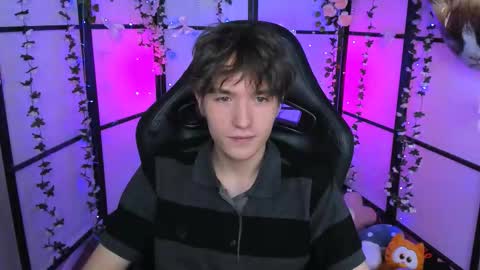 Ethan online show from November 8, 11:46 am