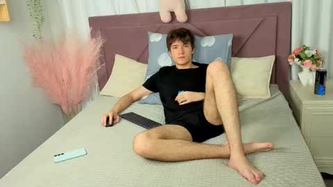 Ethan online show from October 5, 9:11 pm