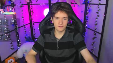 Ethan online show from September 26, 5:48 am