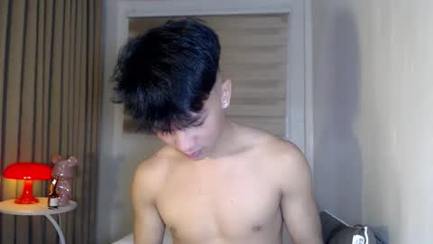 Rey online show from March 29, 1:35 pm