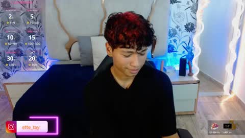 ette online show from October 10, 4:40 am