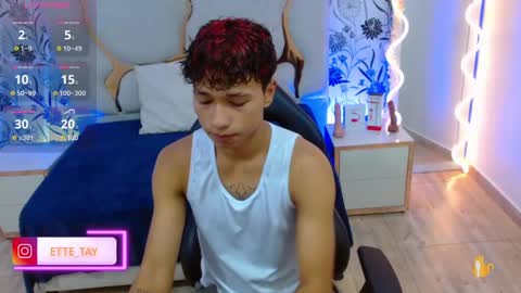 ette online show from October 3, 3:04 am