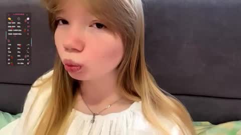 Lana online show from November 4, 6:04 am