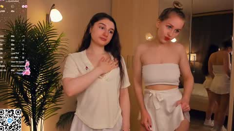 Kira and Kamila online show from February 27, 7:47 pm