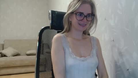 eva2323 online show from December 23, 6:08 am