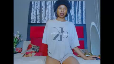 eva4him831 online show from October 3, 10:07 pm