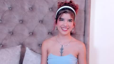 Eva  online show from June 1, 12:01 am