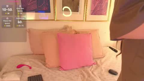 Evaa Depp online show from February 15, 1:05 pm