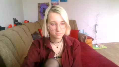 eva_forrest online show from February 14, 9:13 am