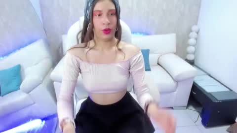 eva_hells online show from September 16, 7:39 pm