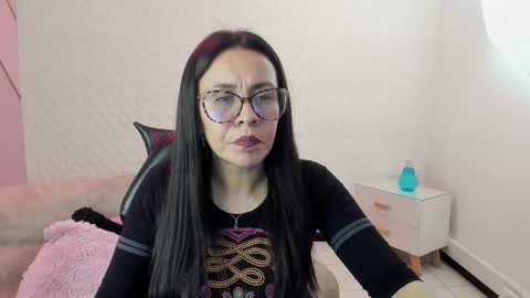 Eva  online show from October 17, 10:25 pm