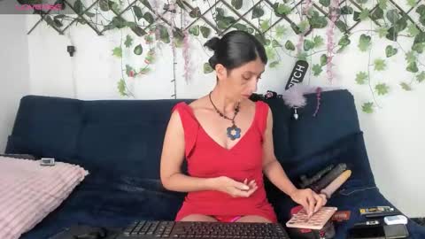 Eva  online show from January 7, 8:47 pm