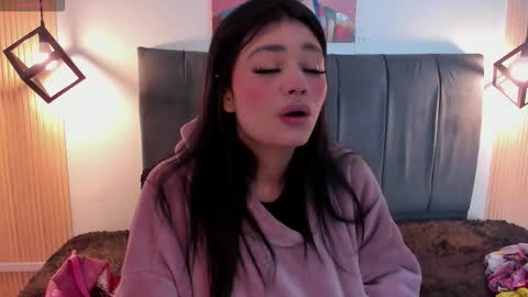 Eva   Emily online show from October 17, 12:42 pm