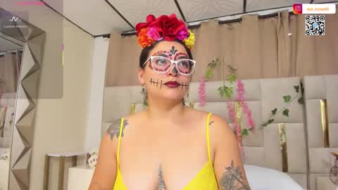 Eva  online show from October 17, 12:20 pm