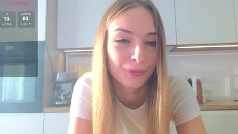 Hello Im Eva online show from December 25, 10:39 am