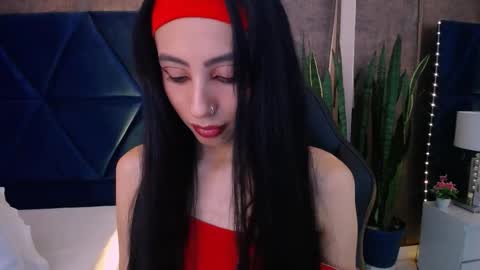 EVA CLOEE online show from October 26, 1:17 am