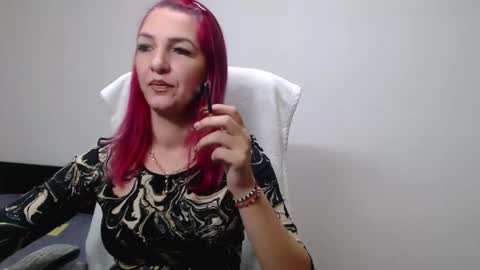 EvadesireONE online show from November 16, 1:24 pm