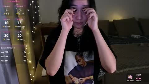 Eva online show from December 4, 8:19 pm