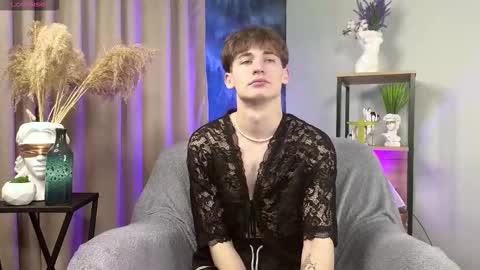 Evan online show from February 16, 9:13 pm