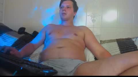 evan_boomer online show from September 24, 3:19 pm