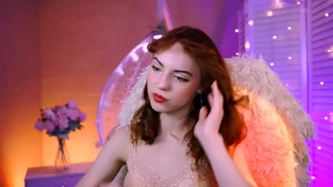 Eva  online show from February 11, 12:15 pm