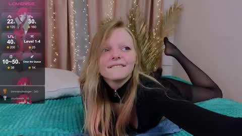 evangel1ne online show from October 11, 10:13 pm