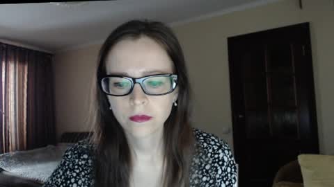 YourMistress online show from April 22, 8:54 am