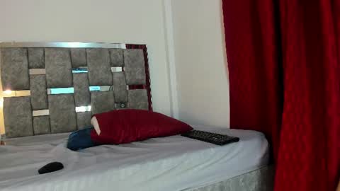 eva online show from June 25, 4:42 am