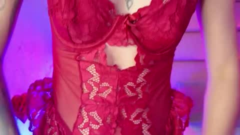 Evangelyne online show from February 25, 3:59 pm