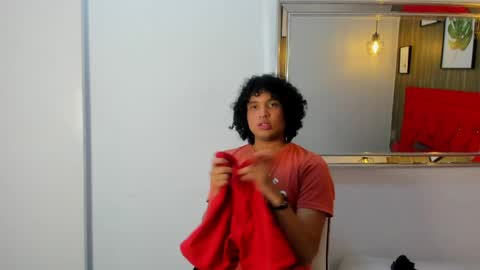 Evann  online show from April 19, 2:56 am