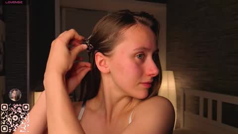 Eva online show from October 17, 7:29 pm