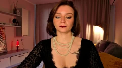 Eve  online show from April 6, 7:09 am