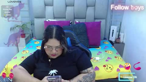 evelin zaens online show from February 25, 4:38 am