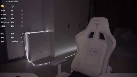 Evelina online show from October 31, 3:12 pm