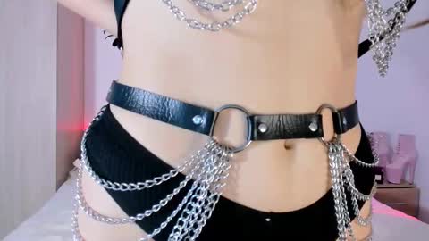 Evelina online show from March 6, 5:35 am