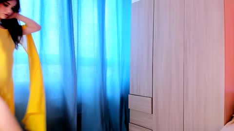 Evelina online show from March 5, 7:38 am