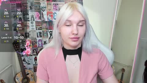 Evelina online show from April 10, 2:39 am