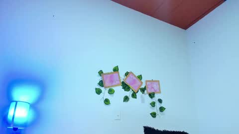 Evelin Miller online show from November 18, 12:24 am