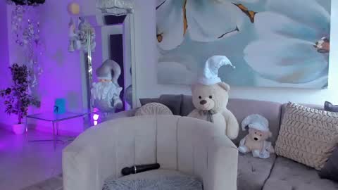 Eve  online show from December 12, 8:21 pm