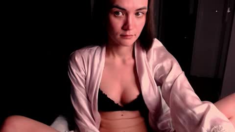 Evelyn online show from November 17, 11:40 pm