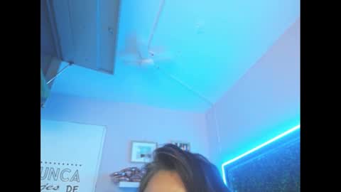 Juliana online show from February 28, 1:37 am