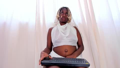 Evelyn Delicous Ebony online show from February 28, 5:06 pm
