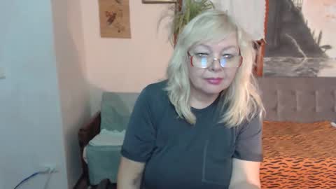 BarbaraBlondy online show from November 6, 8:34 pm