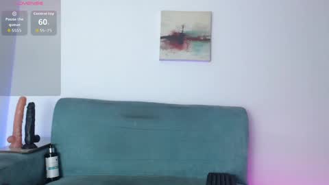 Evelyn martinez  online show from April 19, 7:38 pm