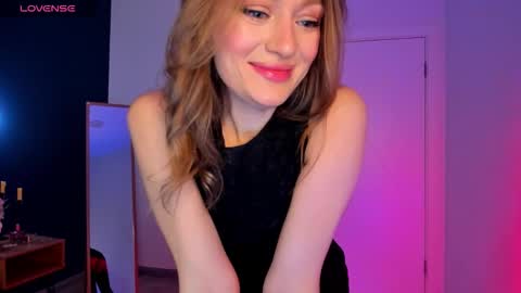 Evelyn online show from October 16, 1:38 am