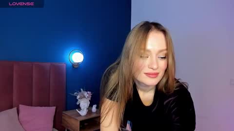 Evelyn online show from November 21, 1:47 am