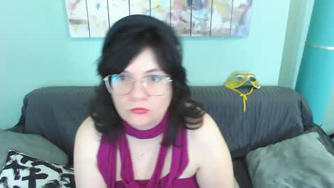 Everly online show from February 3, 10:21 pm